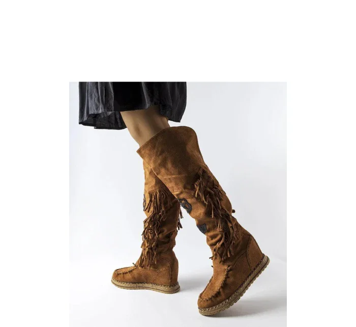 Čižmy na klinovom podpätku model 205790 Solea