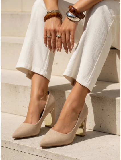 Dámske semišové lodičky na ihlovom podpätku béžovej farby FashionStreet ZY1398