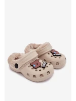 Pěnové dětské pantofle s kožíškem a přezkami Khaki model 21793985 - Boto Pěnové dětské pantofle s kožíškem a přezkami Khaki model 21793985 - Boto