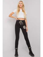 Teplákové nohavice model 159843 Relevantnosť