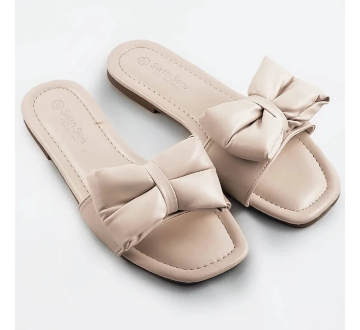 Béžové dámské pantofle s mašlí model 17360278 Béžové dámské pantofle s mašlí model 17360278