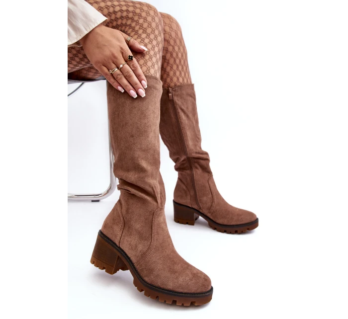 Kozaki Damskie Przed Kolano Na Niskim Obcasie Brązowe Beveta