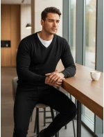 Pánský černý svetr Dstreet model 21965370 - FashionStreet Pánský černý svetr Dstreet model 21965370 - FashionStreet