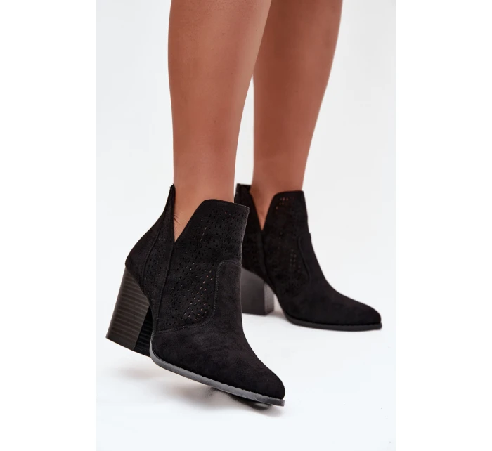 Topánky na podpätku model 218728 Krok vo veľkom štýle