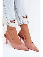 Dámské sandály na podpatku z imitace semiše Růžové model 22103215 - Boto