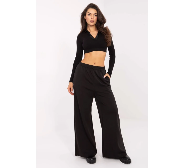 Tepláky model 218435 Taliansko Moda