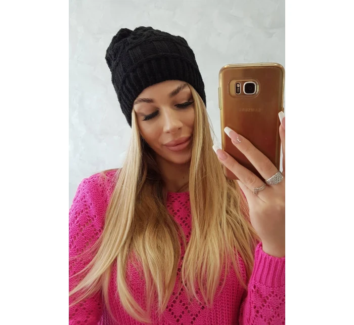 Fleecová čiapka Marta K231 čierna