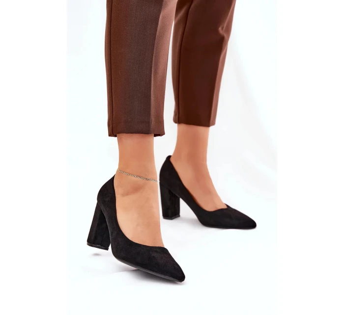 Dámske lodičky na podpätku z eko semišu Ellinoria - čierne Dámske lodičky na podpätku z eko semišu Ellinoria - čierne