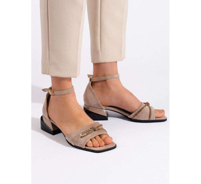 Jedinečné hnedé dámske sandále na širokom podpätku