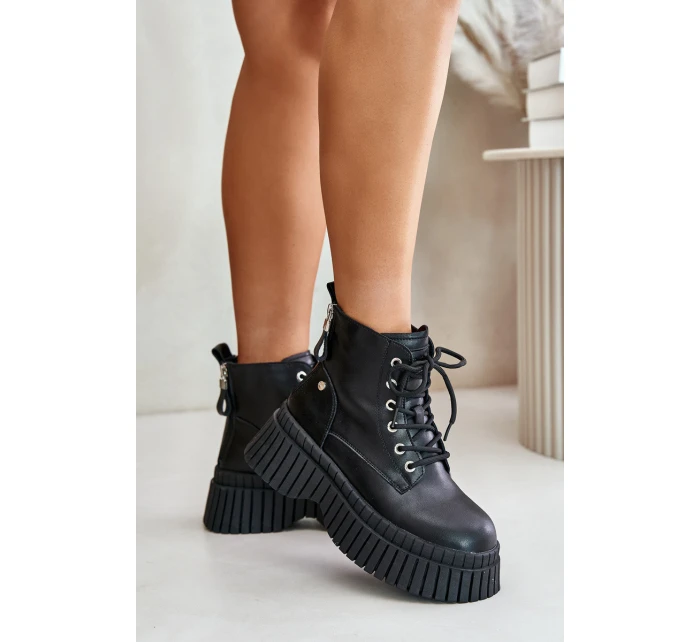 Zateplené kožené botky s masivní podrážkou model 21673861 černé - Goe