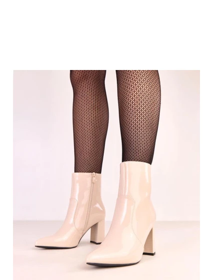 Topánky na podpätku model 220250 Solea