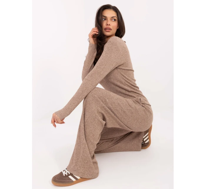 Sweter SM SW model 21771768 ciemny bezowy - FPrice Sweter SM SW model 21771768 ciemny bezowy - FPrice