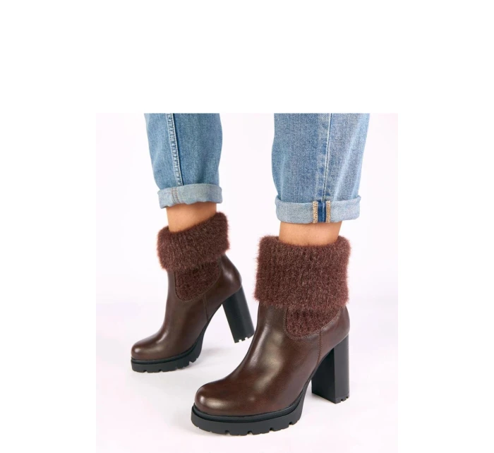 Topánky na podpätku model 221641 Solea