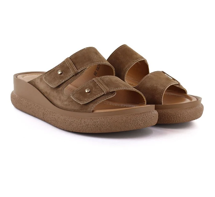 Dámske kožené žabky na platforme hnedé Vinceza 66916