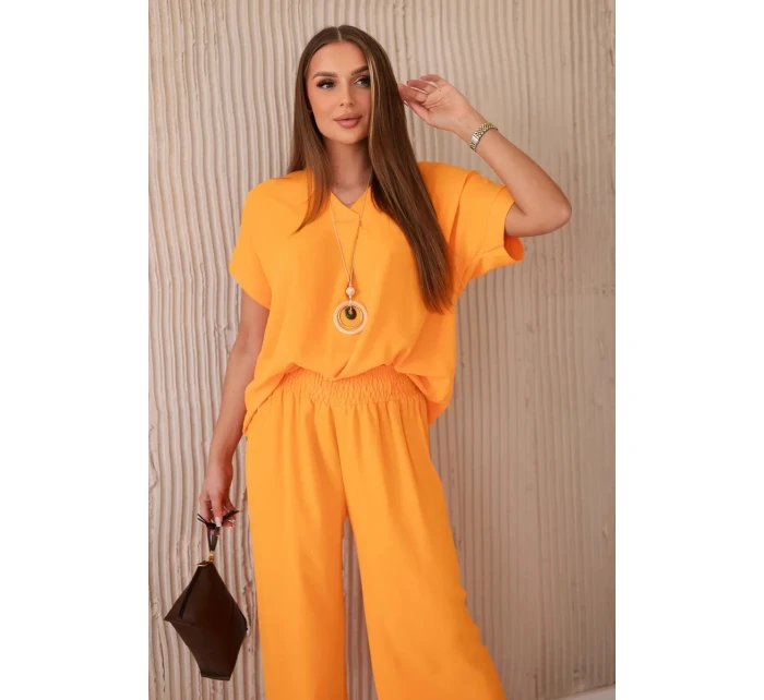 Komplet s náhrdelníkem halenka + kalhoty pomeranč Komplet s náhrdelníkem halenka + kalhoty pomeranč