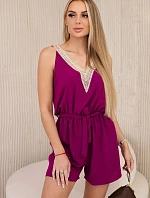 Krátky overal s ozdobnou čipkou slivka