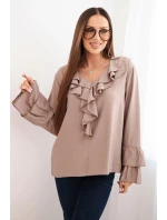 Dámska viskózna blúzka s volánmi a dlhými rukávmi fango Dámska viskózna blúzka s volánmi a dlhými rukávmi fango