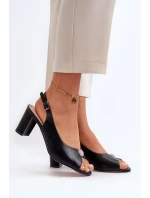 Eleganckie Sandały Na Słupku Z Ozdobą Czarne Trasea