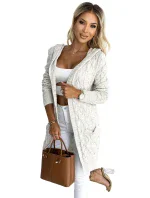 Béžový dámský kardigan přehoz přes oblečení s kapucí, kapsami a copánkovým vzorem model 18838309 - numoco basic Béžový dámský kardigan přehoz přes oblečení s kapucí, kapsami a copánkovým vzorem model 18838309 - numoco basic