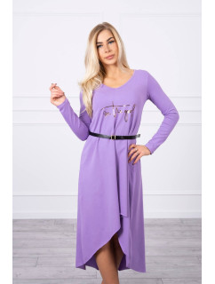 Šaty s ozdobným pásikom a nápisom purple