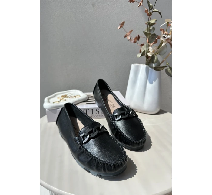 Dámské kožené mokasíny s ozdobou Černé model 21655753 - S.Barski