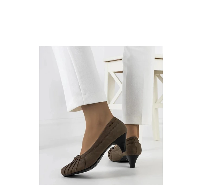 Lodičky na podpätku 90175 khaki - Solea