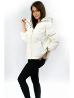 Biela krátka dámska zimná bunda s prírodným páperím (7113)