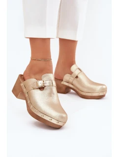 Dámské sandály na podpatku se sponou zlaté model 21700151 - Boto