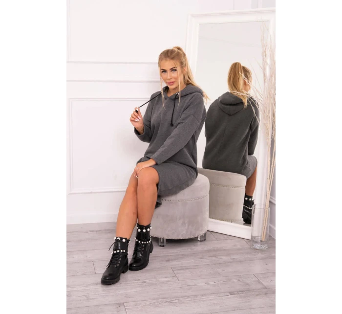 Šaty s kapucí a bočním rozparkem graphite melange Šaty s kapucí a bočním rozparkem graphite melange