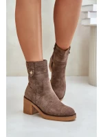 Zateplené dámské boty na podpatku hnědé model 21673996 - Boto Zateplené dámské boty na podpatku hnědé model 21673996 - Boto