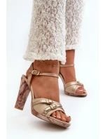 Dámské kožené sandály na podpatku model 21665619 - Maciejka