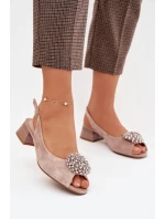 Kožené dámské sandály na podpatku s ozdobou D&A CR61-3030 béžové
