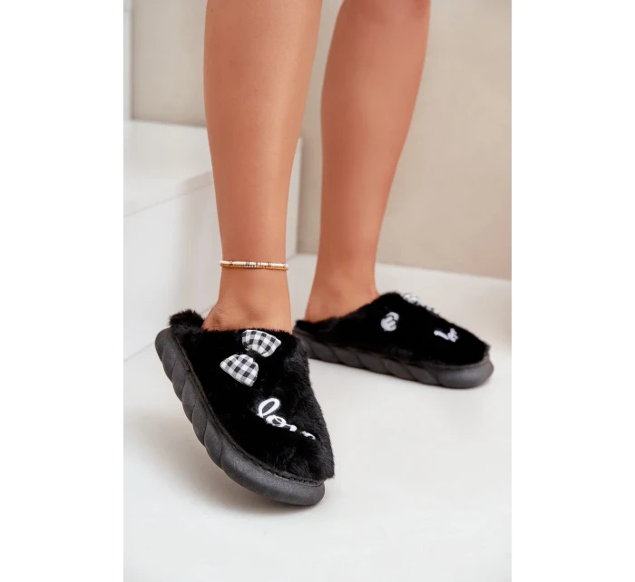 Dámske papuče Futrzane s aplikáciami a mašľou Black Linnorelia Dámske papuče Futrzane s aplikáciami a mašľou Black Linnorelia