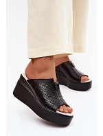 Model topánok na klinoch 227430 Krok v štýle