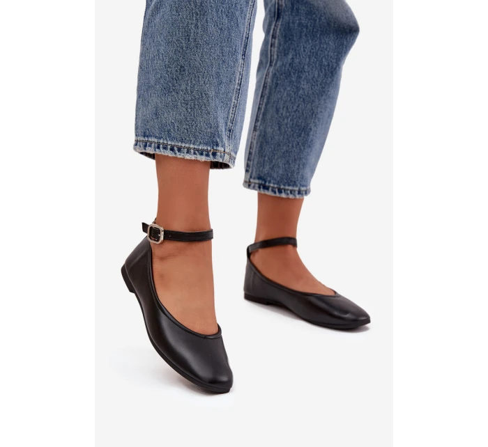 Dámské baleríny s páskem a přezkou Černé Janelor