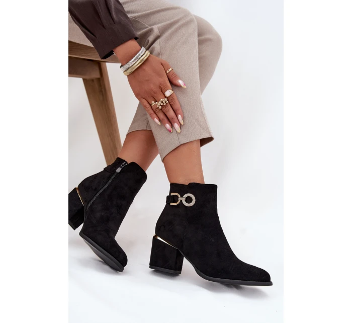 Ocieplane Botki Damskie Ze Złotymi Detalami Na Słupku Czarne Dorisse