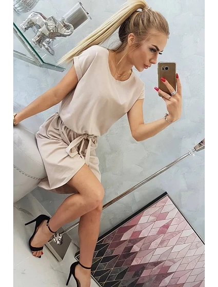 Šaty s dole béžové model 21129993 - Kesi Šaty s dole béžové model 21129993 - Kesi