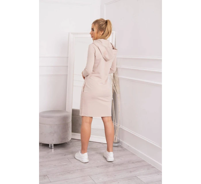 Šaty s kapucňou a vreckami béžovej