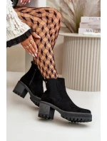 Dámske zateplené členkové topánky na podpätku Eco Suede Black Irissinae Dámske zateplené členkové topánky na podpätku Eco Suede Black Irissinae