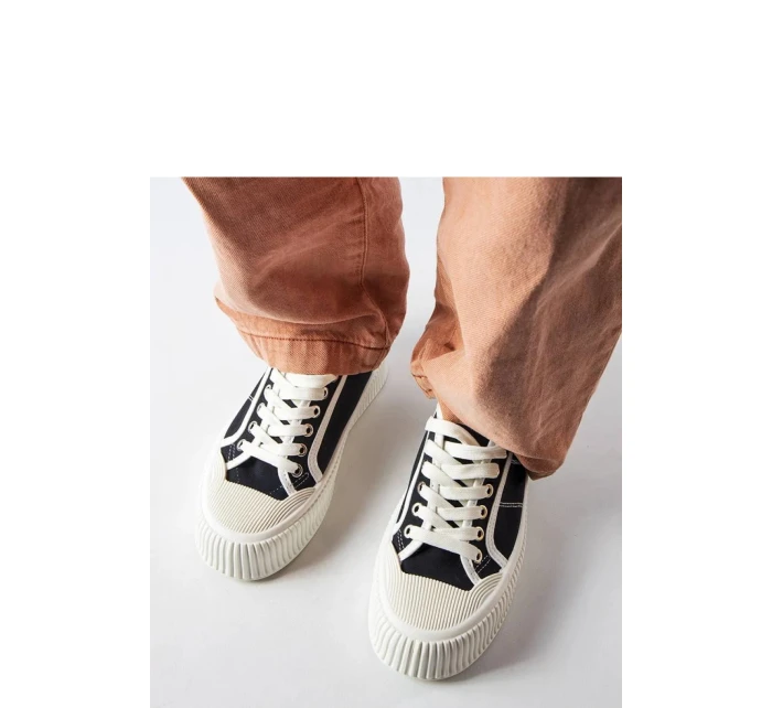 Tenisky model 207841 Solea