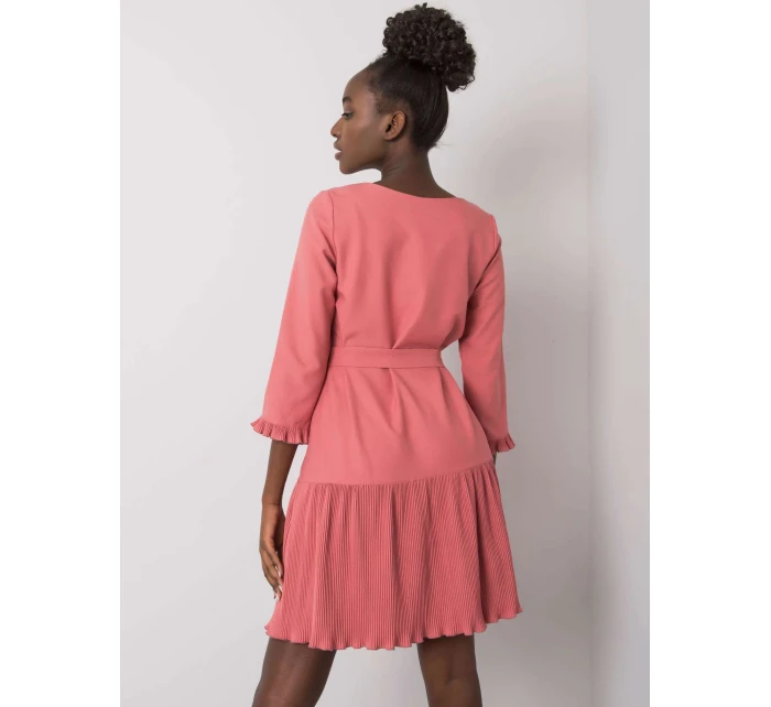 Šaty LK SK model 15406559 tmavě růžová - FPrice Šaty LK SK model 15406559 tmavě růžová - FPrice