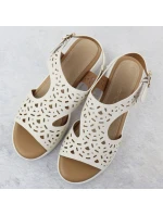 Dámské krémové ažurové sandály Sergio model 21905046 - LEONE