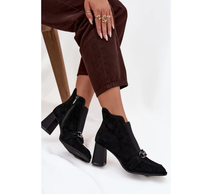 Botki Damskie Z Naturalnego Zamszu Na Słupku Artiker 57C0124 Czarne