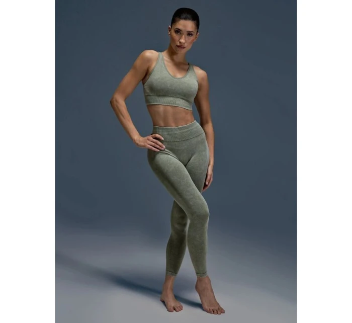 Dámske bezšvové legíny na jogu a pilates 4F 4FWAW25TFTIF407-41A Dámske bezšvové legíny na jogu a pilates 4F 4FWAW25TFTIF407-41A