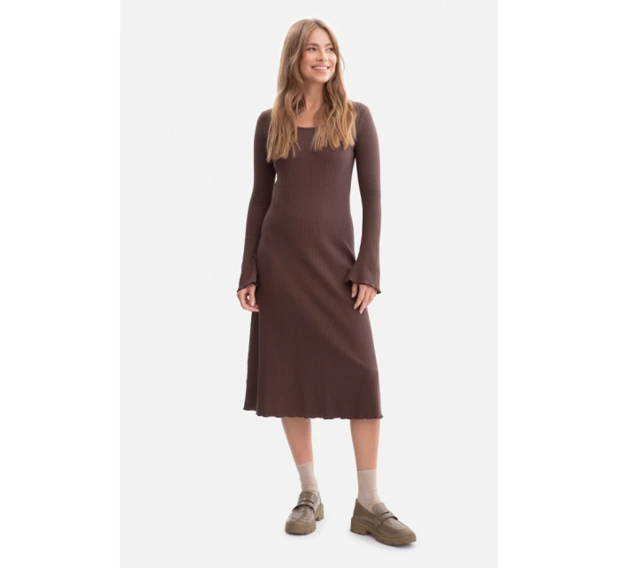 Midi šaty z úpletu hnědé model 21379970 - BeWear