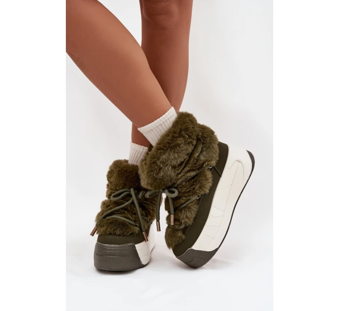 Dámské sněhule na masivní platformě s a kožešinou model 21711522 - Boto Dámské sněhule na masivní platformě s a kožešinou model 21711522 - Boto