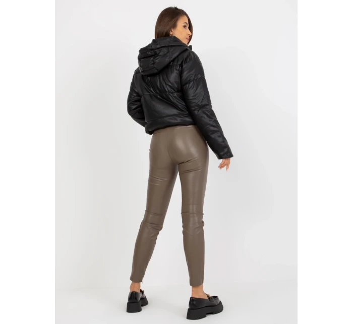 NM KR H 923 plášť.94 čierna