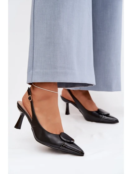 Sandále na podpätku model 225217 Krok vo veľkom štýle