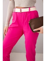 Dámské bavlněné kalhoty s páskem a ohrnutými nohavicemi model 22275501 - K-Fashion Dámské bavlněné kalhoty s páskem a ohrnutými nohavicemi model 22275501 - K-Fashion