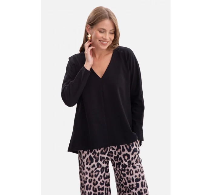 model 21379906 Pletený svetr s výstřihem do V černý - BeWear